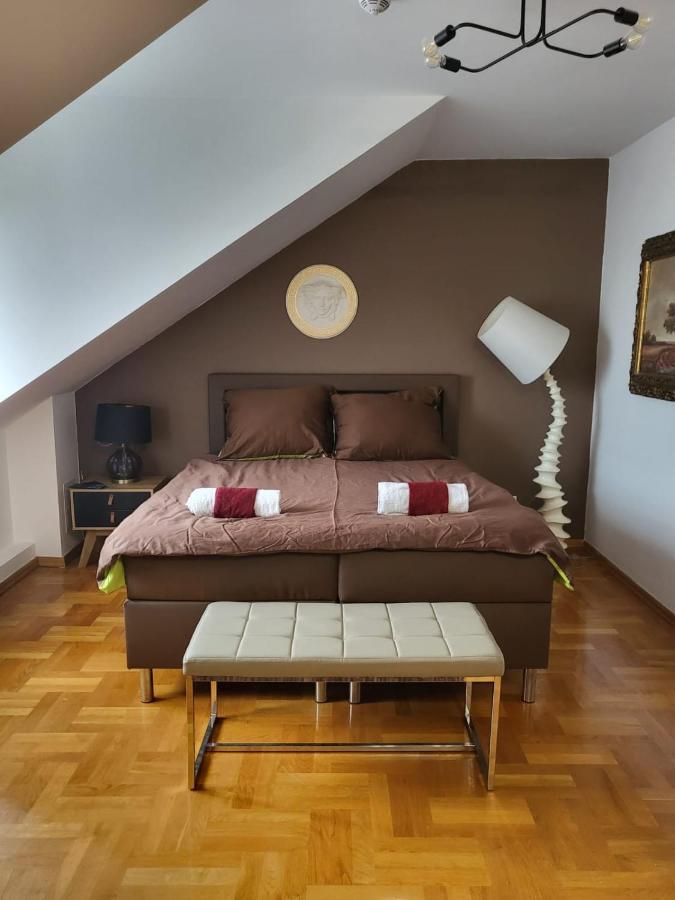 The Castle Suites & Apartment - Free Parking - (Adults Only) Cracóvia Exterior foto