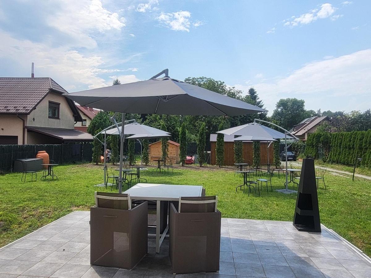 The Castle Suites & Apartment - Free Parking - (Adults Only) Cracóvia Exterior foto